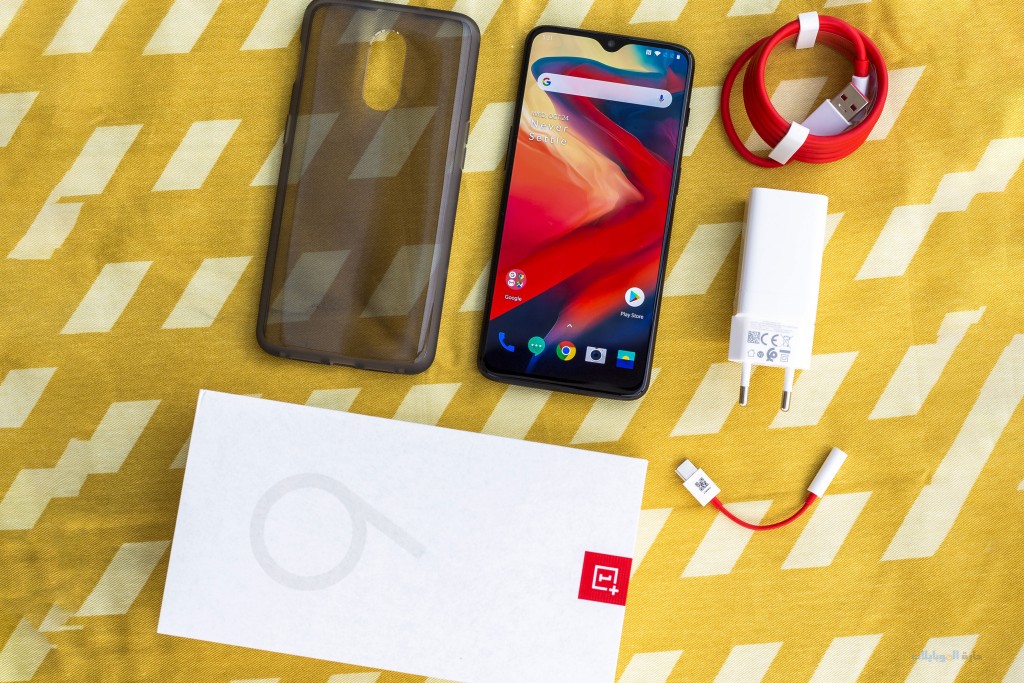 مراجعة تصميم هاتف oneplus 6t
