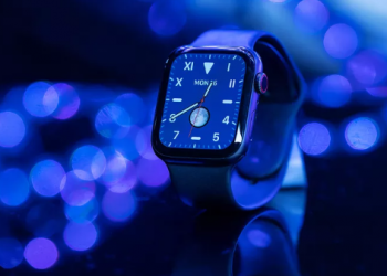 ابل تسيطر على سوق الساعات