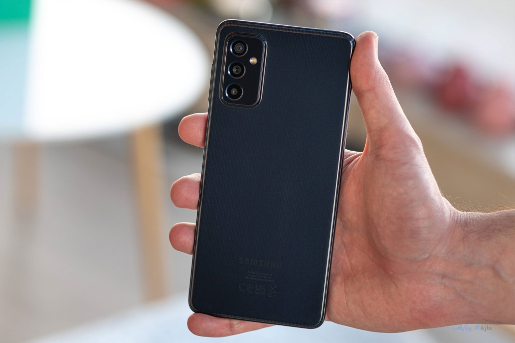 مراجعة تصميم هاتف samsung galaxy m52 5g