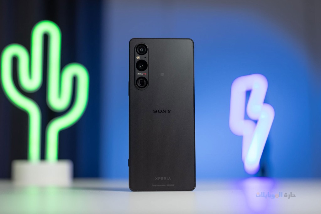 مراجعة تصميم هاتف sony xperia 1 v