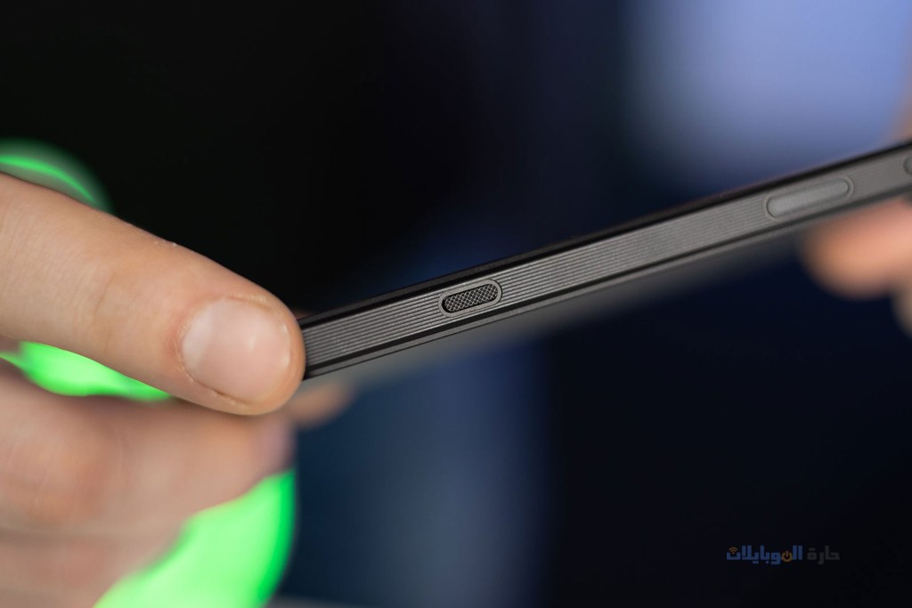 مراجعة سمك هاتف sony xperia 1 v