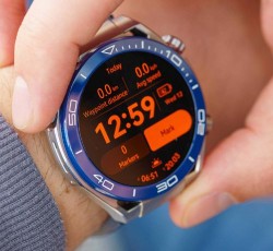 Huawei Watch Ultimate Unboxing Review