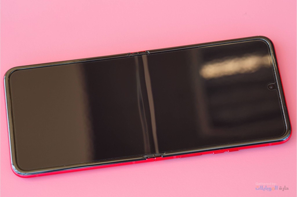 تصميم هاتف Motorola Razr 40 Ultra 