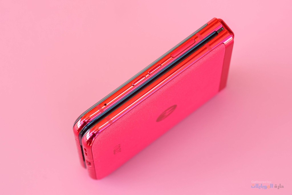 تصميم هاتف Motorola Razr 40 Ultra 