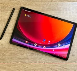 Samsung Galaxy Tab S9 Unboxing Review