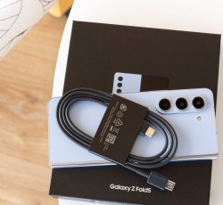 Samsung Galaxy Z Fold5 Unboxing Review