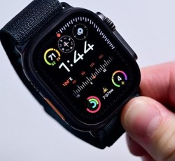 Apple Watch Ultra 2 Unboxing Review