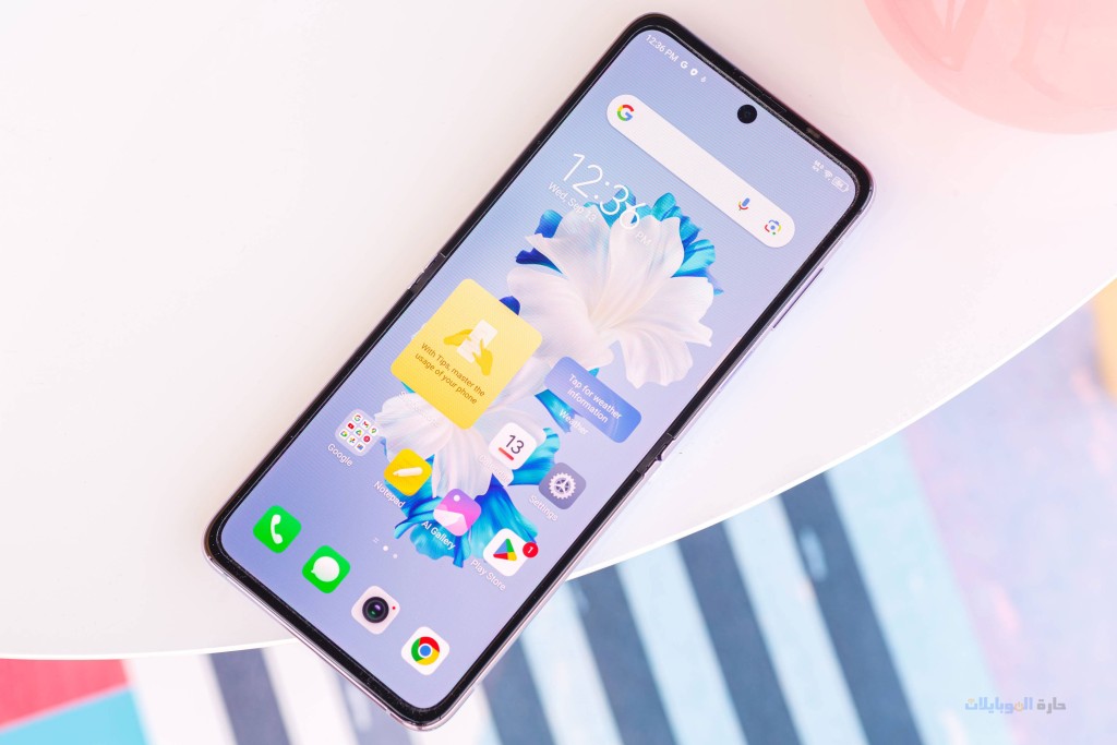 مراجعة شاشة هاتف tecno phantom v flip
