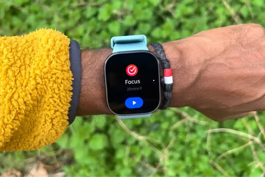 مراجعة ساعة Xiaomi Redmi Watch 4