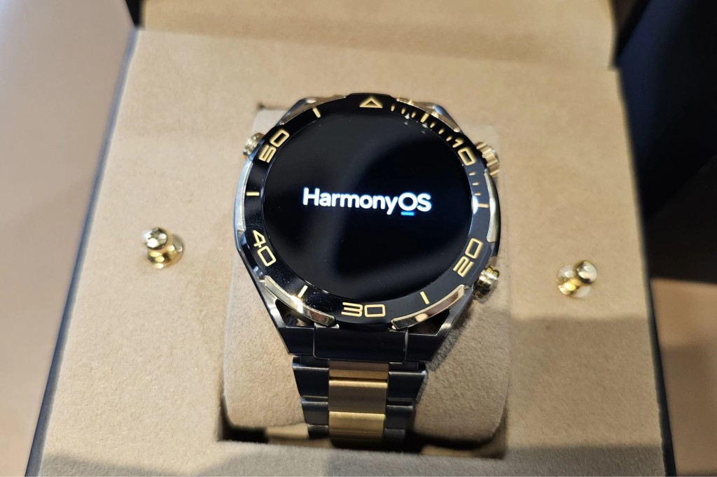 مراجعة ساعة Huawei Watch Ultimate Design