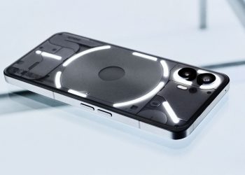 nothing تثير الجدل حول nothing 2a