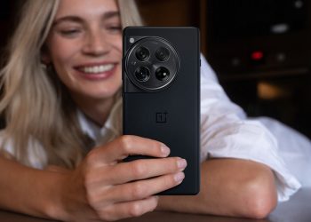 سيتم الاعلان عن ون بلس 12 النسخة العالمية في 23 يناير