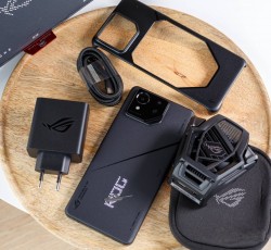 Asus ROG Phone 8 Pro Unboxing Review