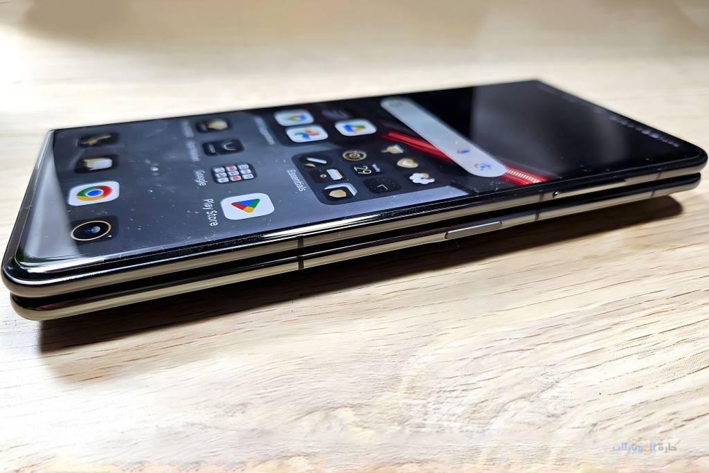 مراجعة سمك هاتف honor magic v2 rsr porsche design