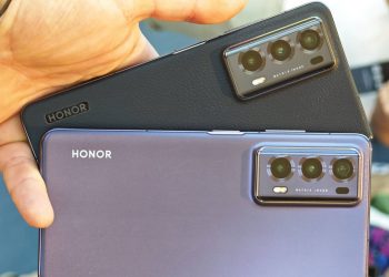 هاتف honor magic v2 القابل للطي