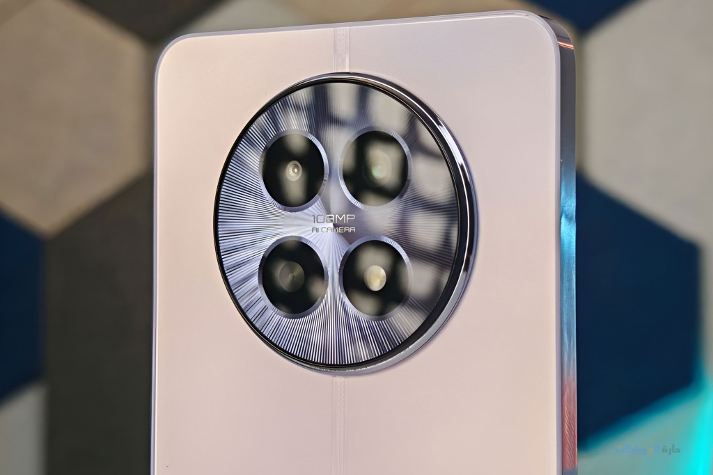 مراجعة كامبرا هاتف realme 12