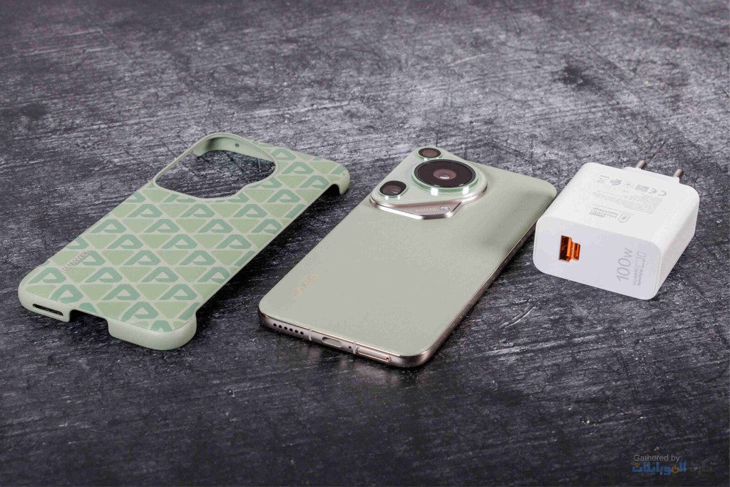 فتح علبة هاتف Huawei Pura 70 Ultra 