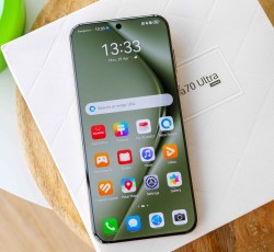 Huawei Pura 70 Ultra Unboxing Review