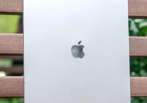 Apple iPad Pro 13 (2024)