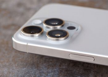 تحسينات كاميرات iphone 16 pro max و 16 pro القادمة