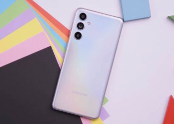 samsung galaxy f55 يظهر على geekbench