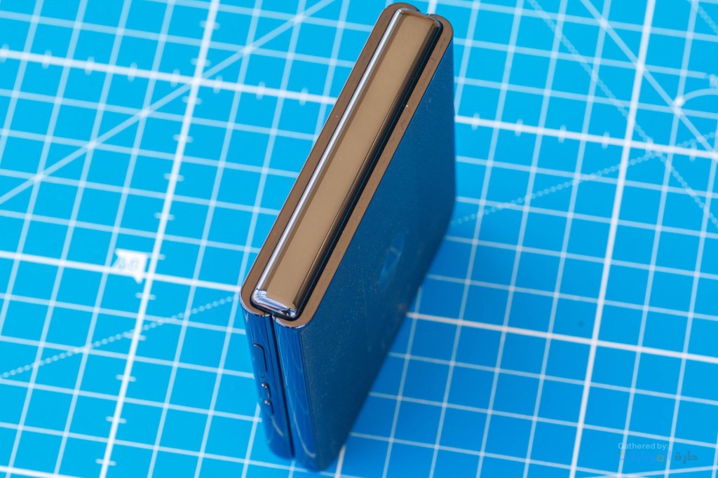 تصميم هاتف Motorola Razr 50 Ultra 