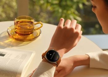 oppo watch x في أوروبا الآن