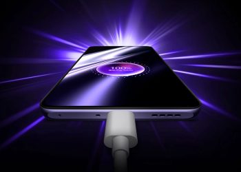 الاعلان عن بطارية realme gt 6