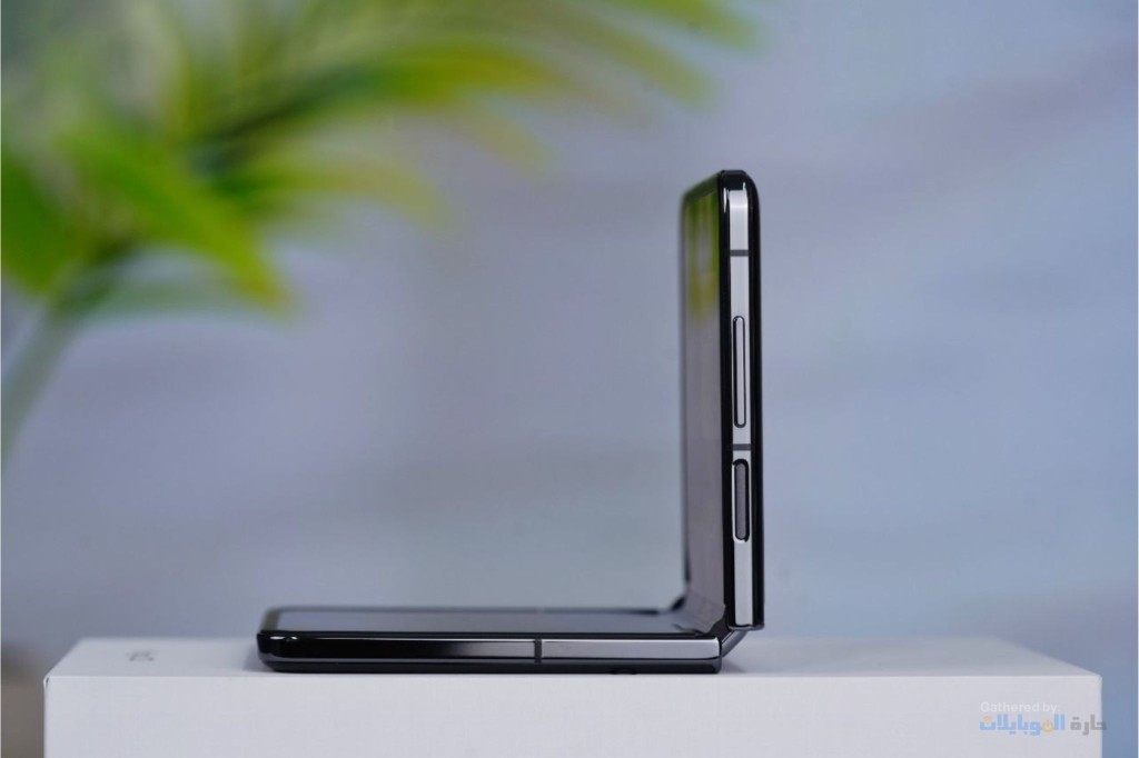 تصميم هاتف Honor Magic V Flip 