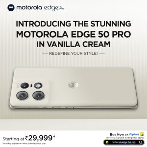 motorola edge 50 pro بلون الفانيلا كريم
