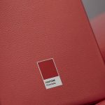 هاتف motorola edge 50 neo باللون الأحمر