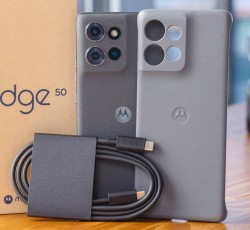 Motorola Edge 50 Unboxing Review