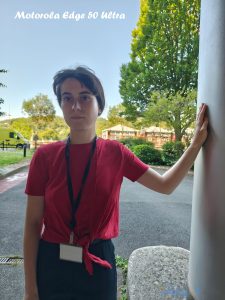 صورة ملتقطة من edge 50 الترا ومقارنتها مع iphone 15 و galaxy s24 ultra