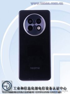 صور جديدة تؤكد تصميم realme 13 plus من الخلف