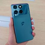 nio phone 2 باللون الأزرق