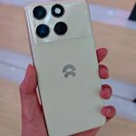 nio phone 2 باللون الأبيض