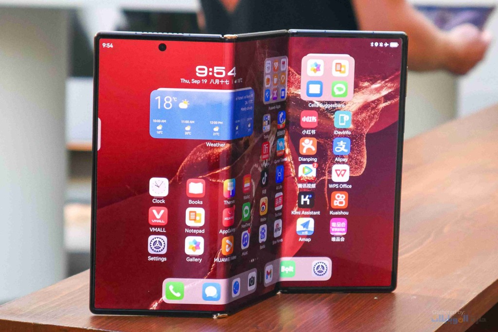 huawei-mate-xt-ultimate-review-shot-mobelat