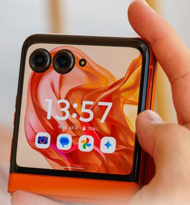 سيتم اطلاق motorola razr 50s غداً
