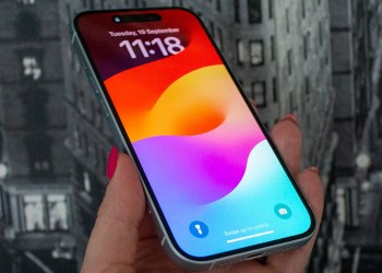 سلسلة ايفون 17 ستخلص من شاشات 60 هرتز