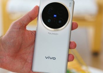 فيفو تشوقنا لكاميرا تيليفوتو مُقربة بقدرة 10x قادمة في x200