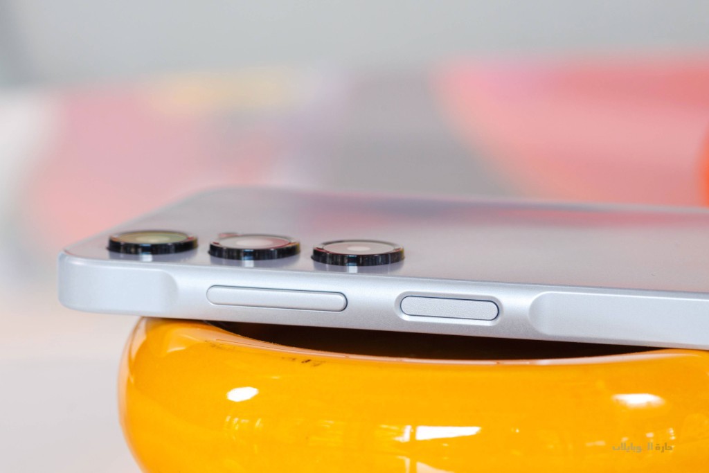 مراجعة التصميم الجانبي هاتف samsung galaxy a16
