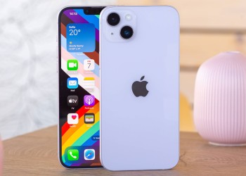 ابل تُطلق برنامج جديد لحل مشكلة الكاميرا الخلفية في iphone 14 plus