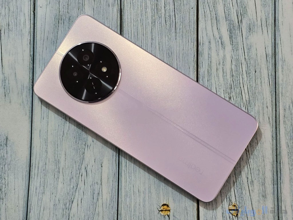 الكشف عن ذاكرة التخزين في realme 14x