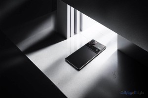 nubia z70 ultra باللون الأسود مظهر علوي