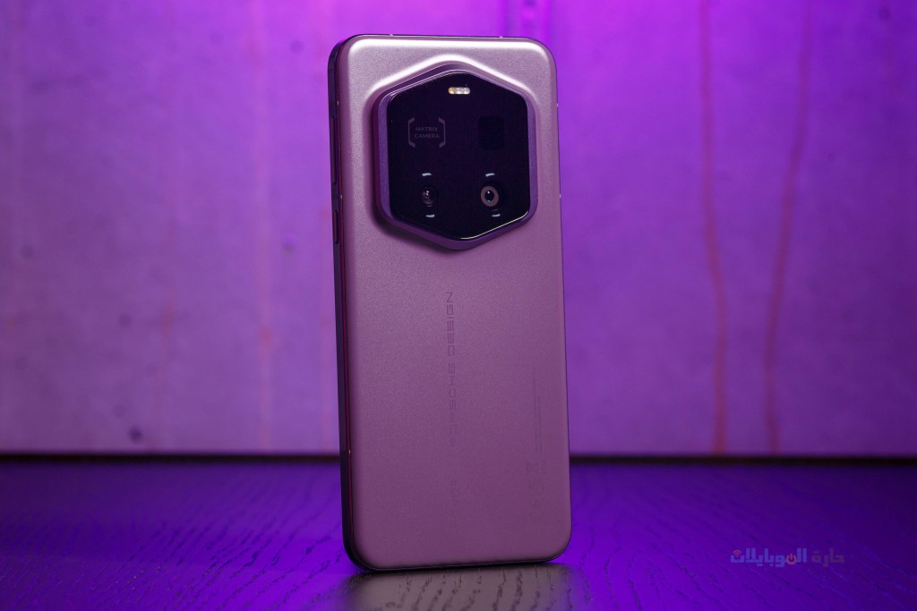 مراجعة مواد تصنيع هاتف honor magic 7 rsr porsche design