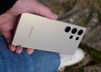 صورة مسربة لهاتف جالاكسي s25 الترا بحواف نحيفة