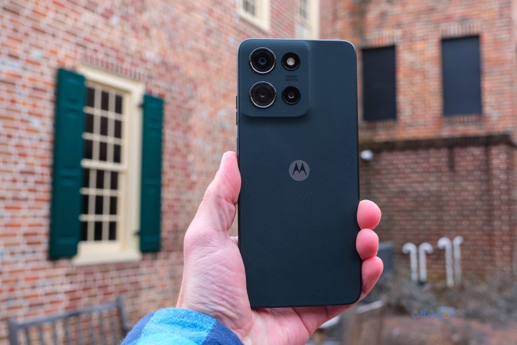 مراجعة تصمم هاتف motorola moto g 2025