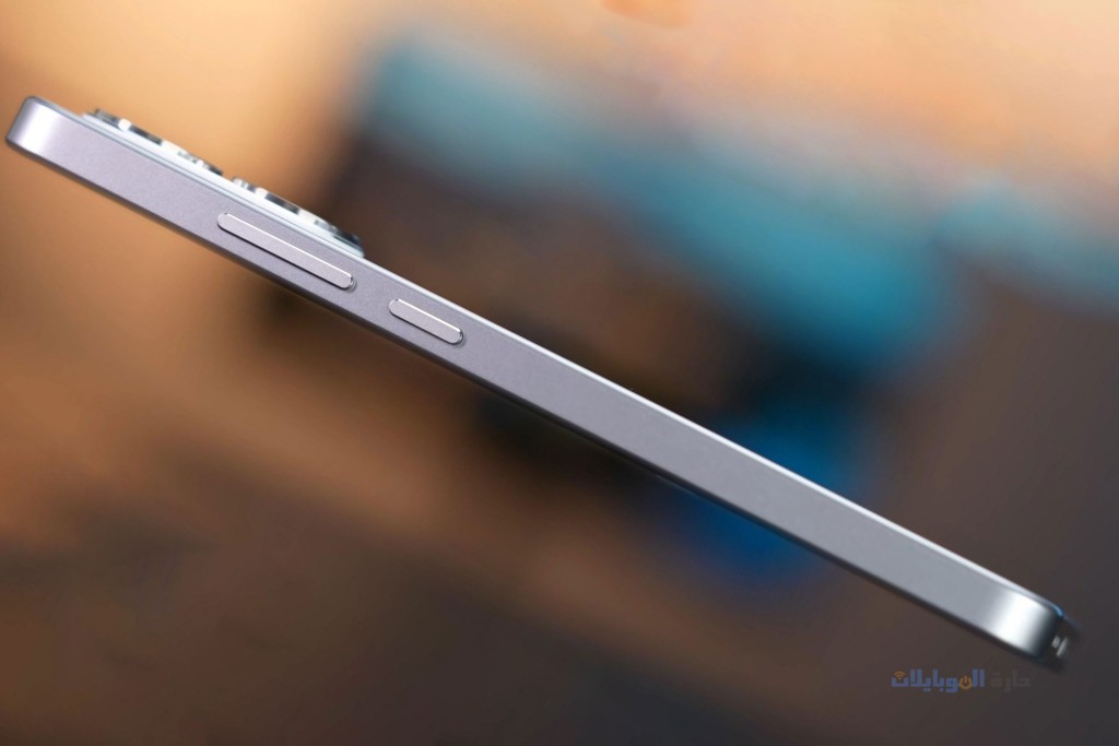 مراجعة حواف تصميم هاتف xiaomi redmi turbo 4