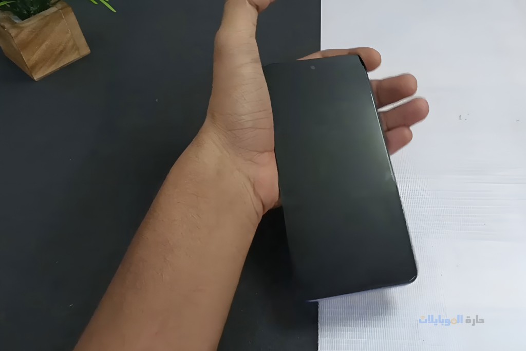 مراجعة مواد تصنيع هاتف vivo y300i