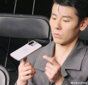 تسريب oneplus 13t باللون الوردي